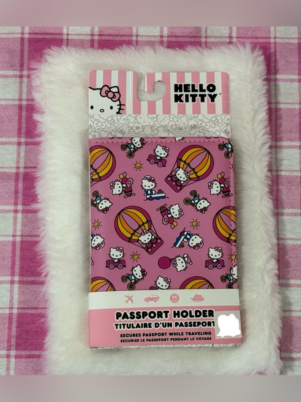 Hello Kitty Passport Holder/Travel Set